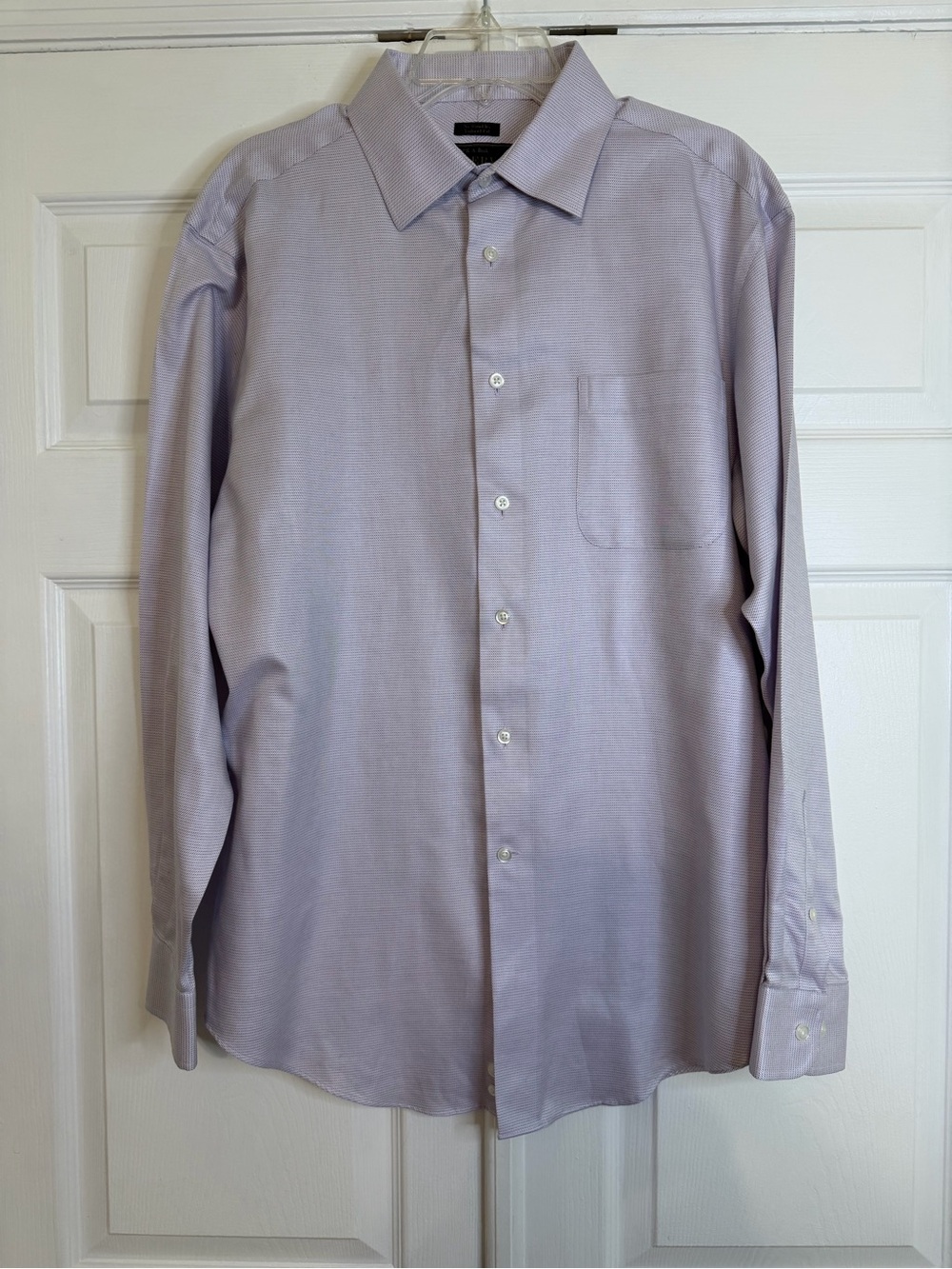 Jos A Banks Reserve Men's Classic Button-Up Dress Shirt -No Wrinkle Tailored Fit